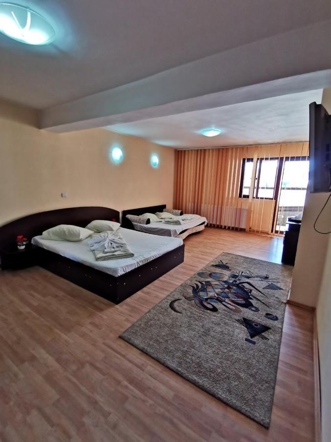 Motel International Recola à Băneşti Extérieur photo