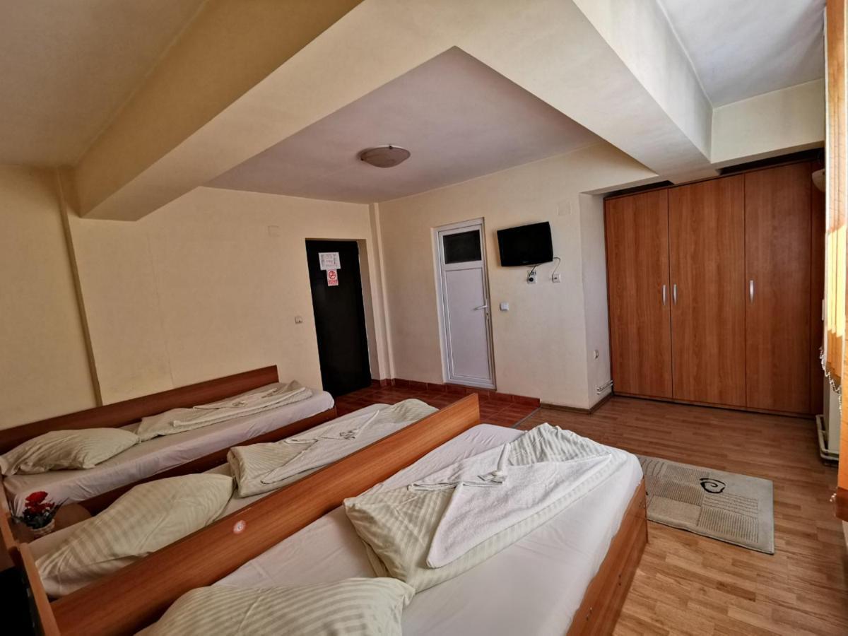 Motel International Recola à Băneşti Extérieur photo