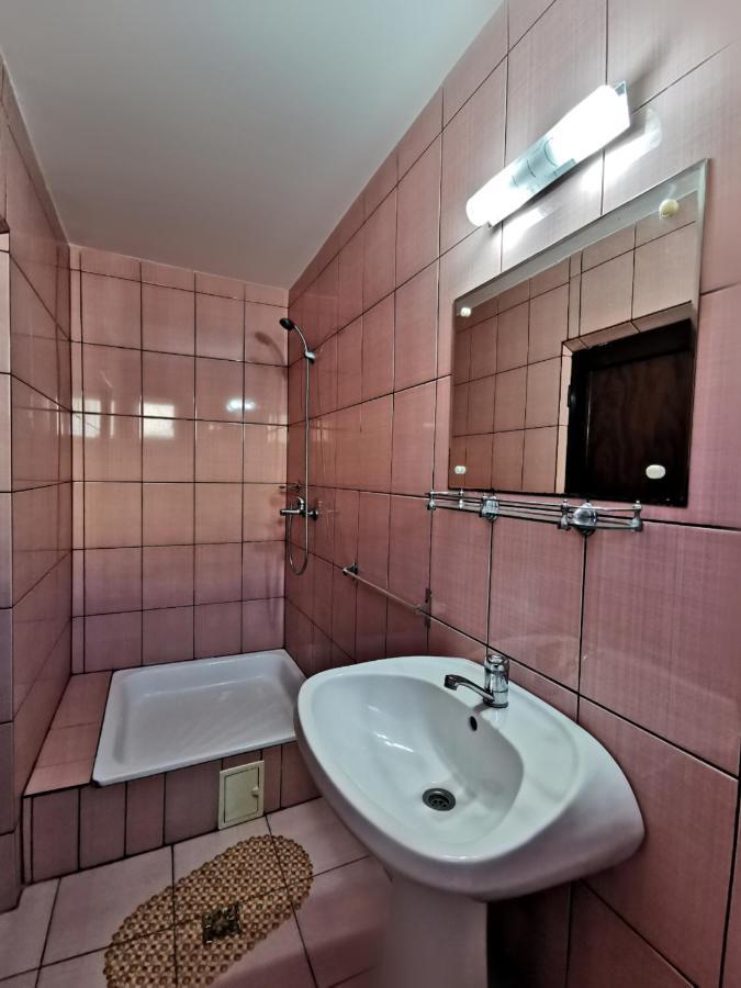 Motel International Recola à Băneşti Extérieur photo